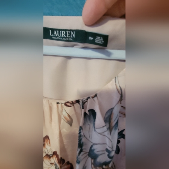 Floral Cream Dress - Picture 5 of 10